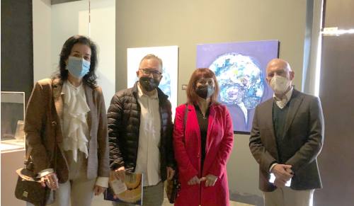 Jorge Ali� y Mar�a L�pez asisten a la inauguraci�n de la exposici�n del Profesor de la UMH Luis Miguel Guti�rrez sobre Arte y Neurociencia en la Lonja de Alicante