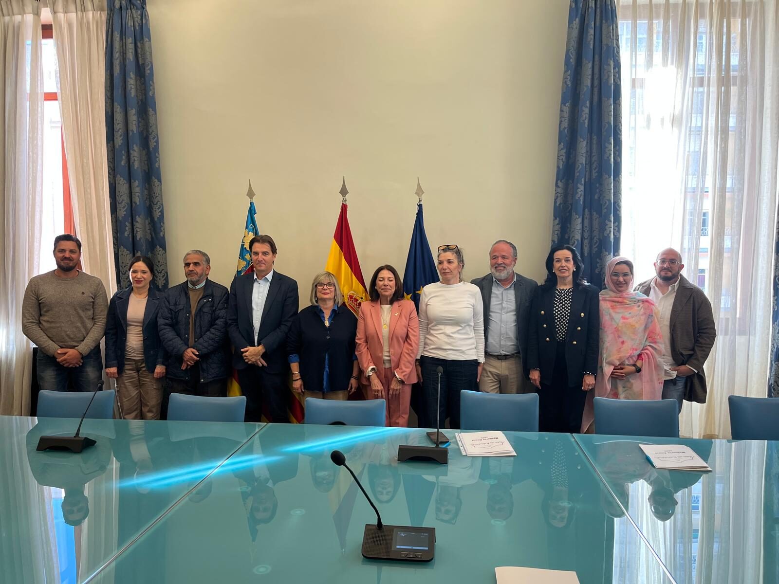 FOTO FAMILIA DAR ALKARAMA